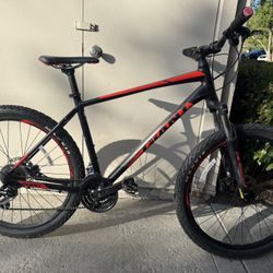 2018 Giant Talon 27.5”
