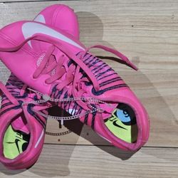 Girls Track Shoes