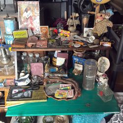 Vintage Paradise Come We Have Some Of Everything Old And New