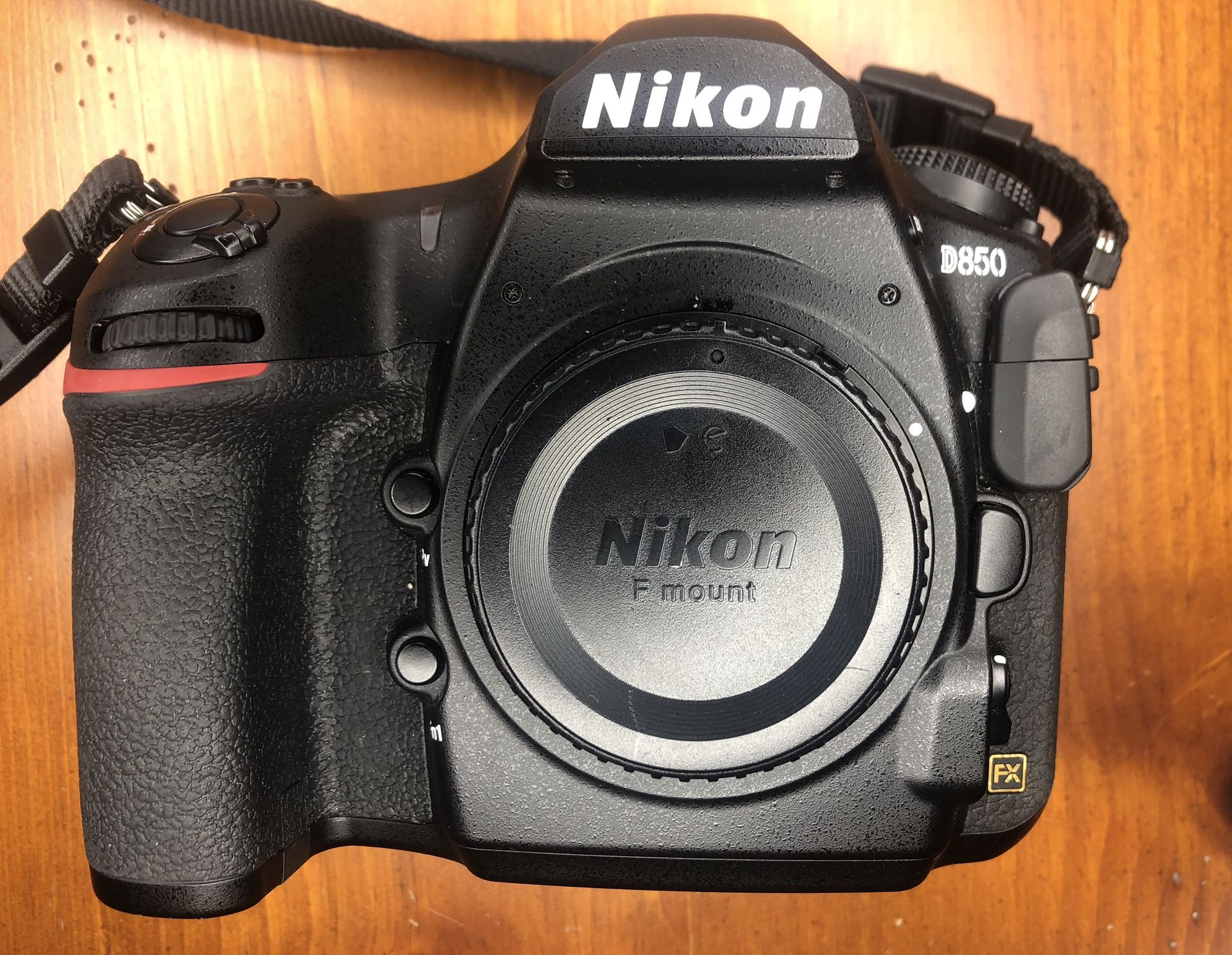 Nikon D850