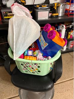 Free toys