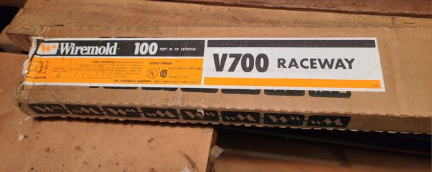 100' RACEWAY V700 TEXTURED FINISH WHITE / IVORY WIREMOLD BRAND NEW