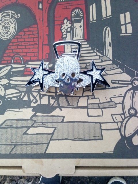 Skull And Star Headclip