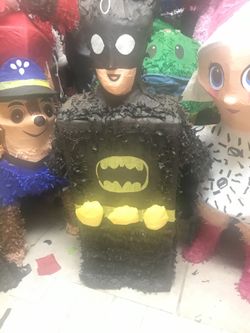 Piñata grande de Legos Batman, Pinata