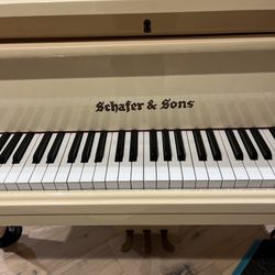 Grand Piano