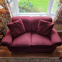 Comfy Burgundy Corduroy Loveseat – $50 OBO