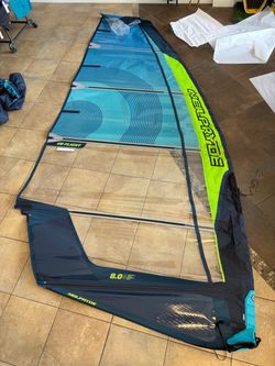 NeilPryde V8 Flight 8.0 Windsurfing Sail