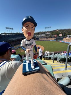 Dodgers Shohei Ohtani bobblehead