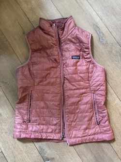 Patagonia Women's Nano Puff Vest - Size L