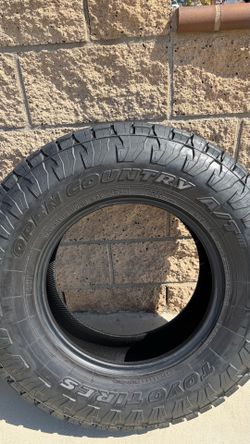 Toyota open country AT 3 tires
