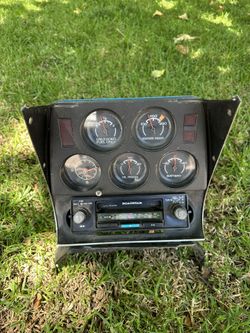 75-76 Chevy Corvette Console Gauges Dash Bezel, Clock, Fuel, Water Temp, Oil OEM