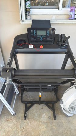 Foldable Electric Treadmill ā Like New