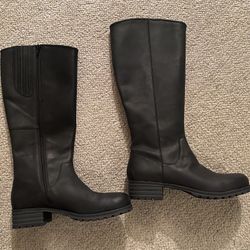 Clarks Boots Size 8