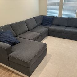 Living Spaces Monterey Sectional (Twilight Blue Grey)