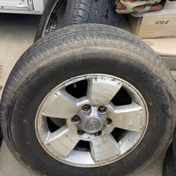 Toyota Tacoma/4 Runner Rims With Tires