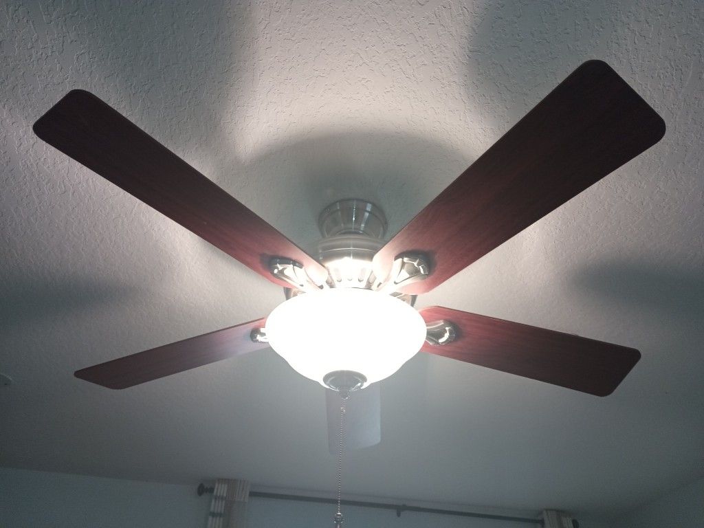 52 INCH CEILING FAN 