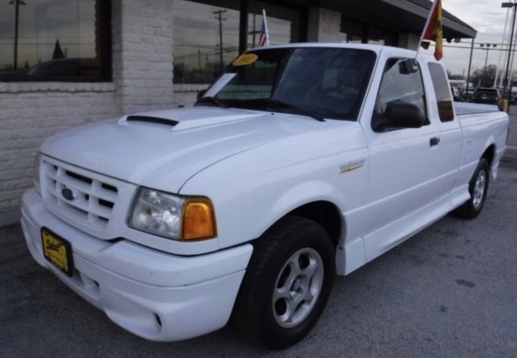 Selling a beautiful 2002 Ford Ranger Thunderbolt