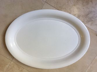 Oval Plastic Serving Trays