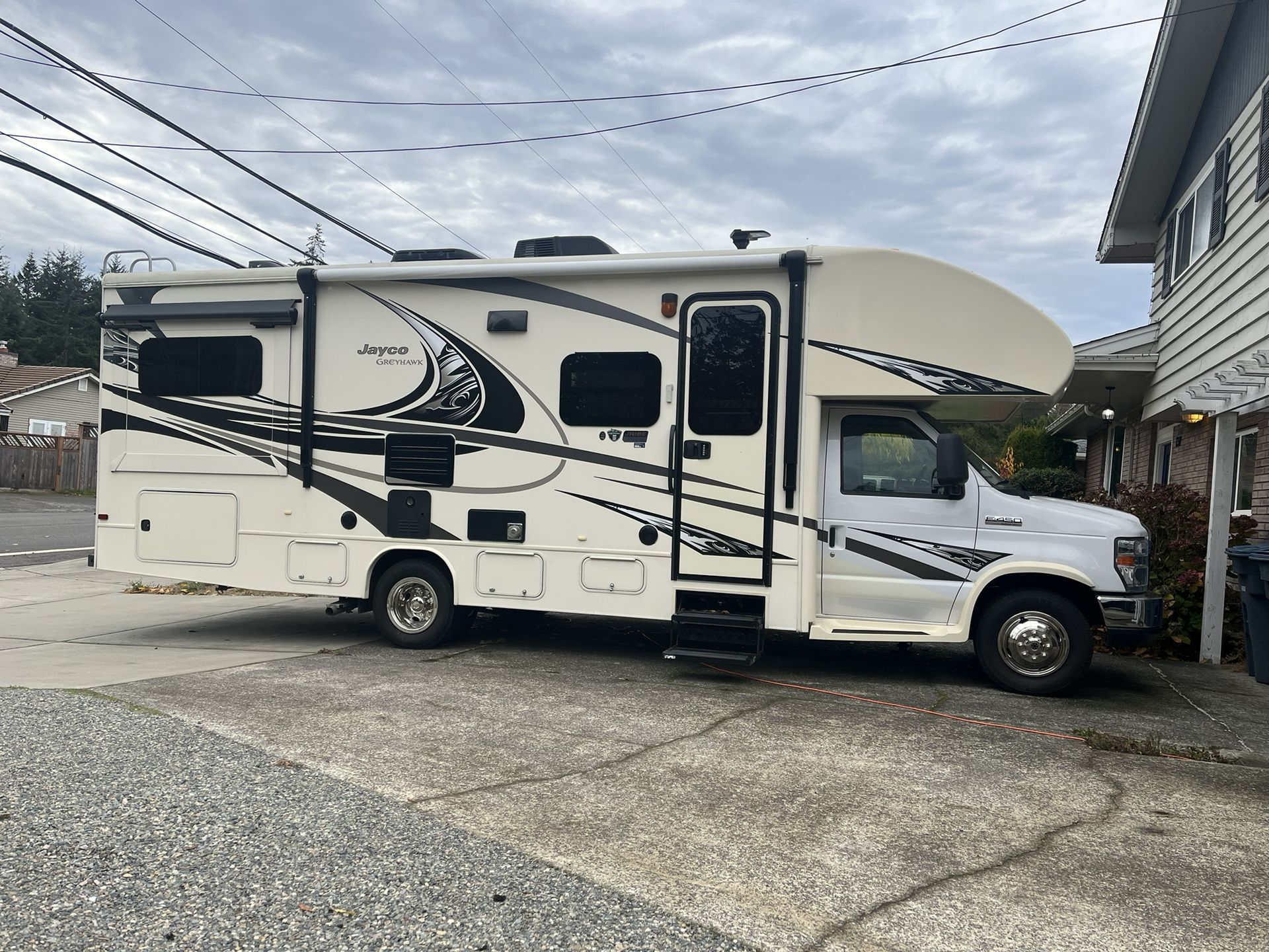 2017 Jayco Greyhawk 26y
