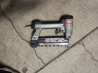 Nail gun