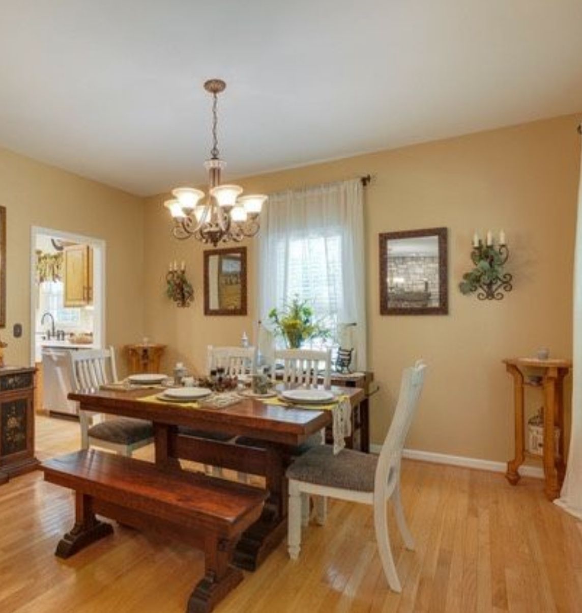 Corner/Pedestal Tables Solid Wood