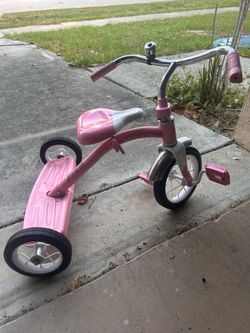 Radio Flyer Pink Toddler Tricycle