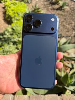 iPhone 17 Pro Max Unlocked