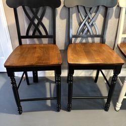 New Counter Height Chair Set (2) 