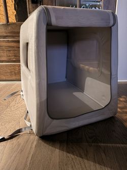 Diggs Inflatable Dog Crate + Pump