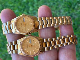 2 ladies Seiko watches