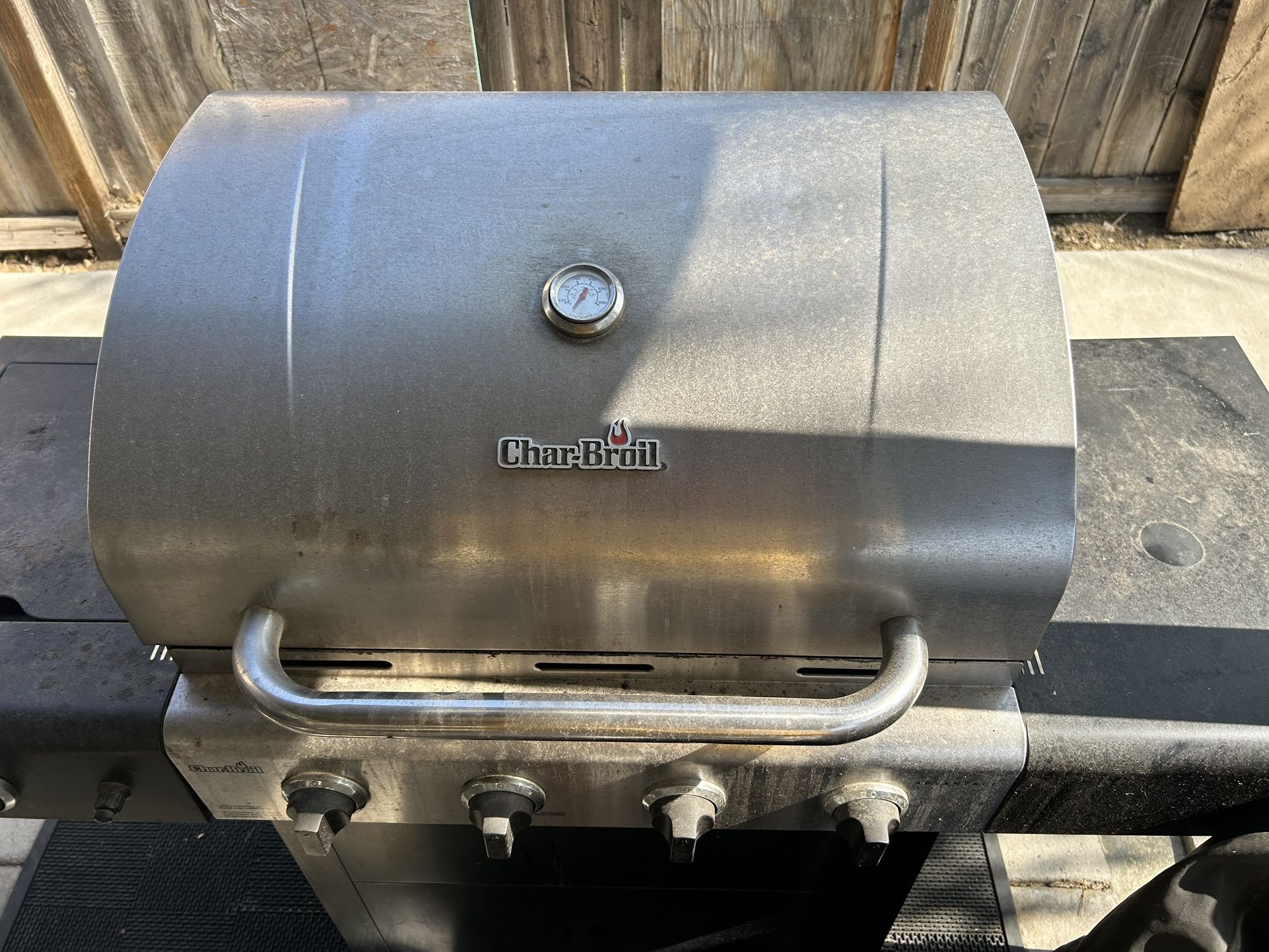 Charbroil BBQ