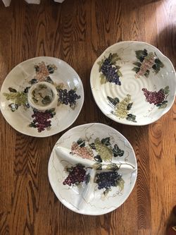 Tabletops Unlimited Cabernet Hand Painted Bowls And Tray Lot Of 3