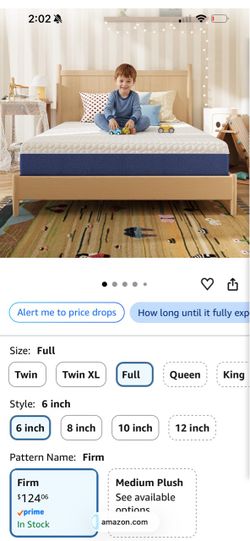 Toddler bed (mattress and beframe)