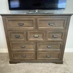 2 Dressers 