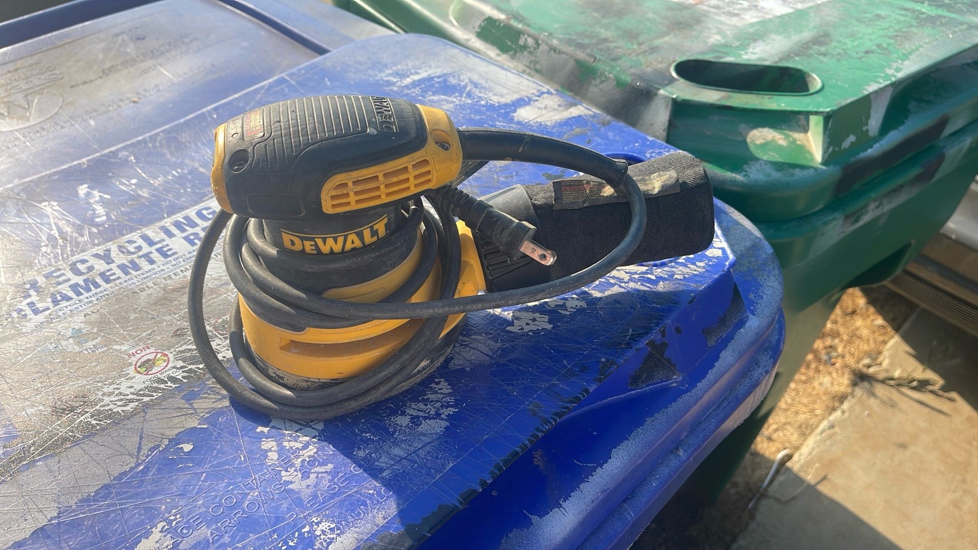 Corded Dewalt sander