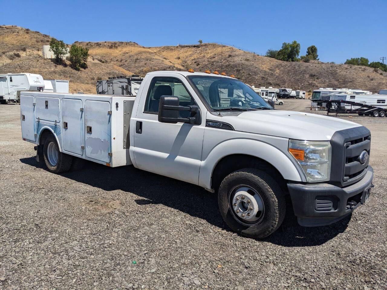 2014 Ford F-350 Chassis