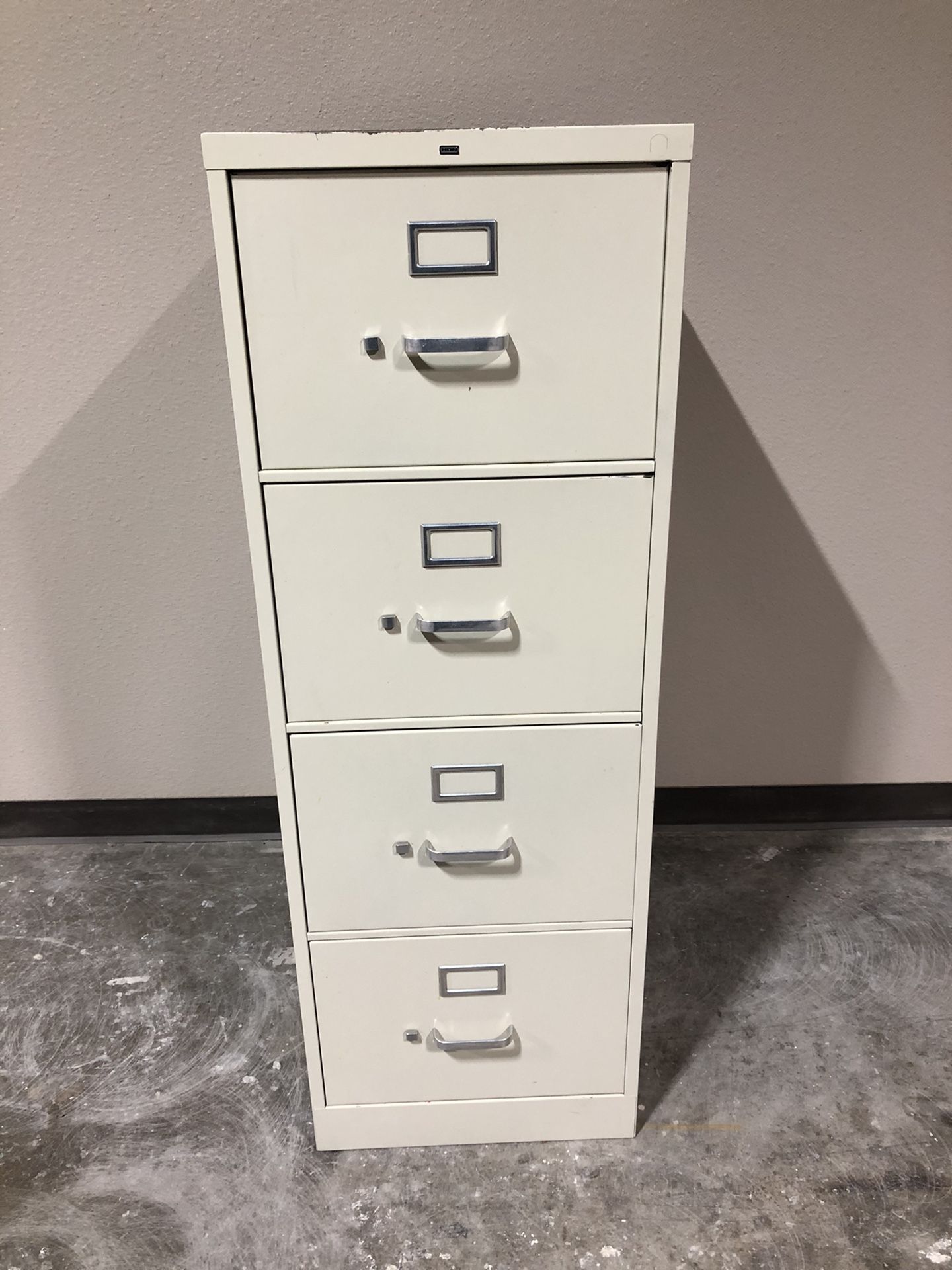 HON Legal Size file cabinet 4 drawer