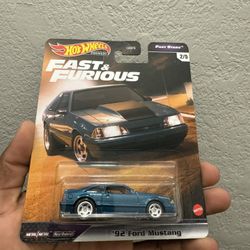 Hot Wheels Fast & Furious '92 Ford Mustang