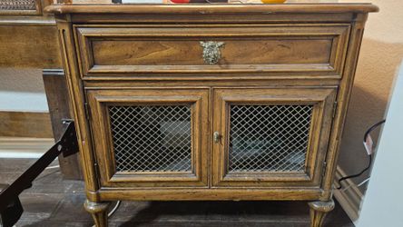 Henredon King Bedroom Set