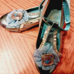 Princess Jasmine Costume Shoes. Sz 2/3