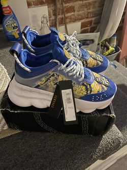 Versace Chain Reaction Size 10 for Sale in Los Angeles, CA - OfferUp
