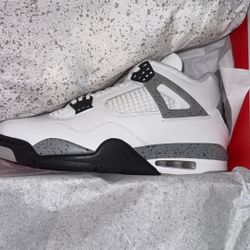 Air Jordan 4 Retro