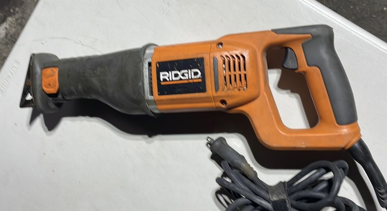 RIDGID #R3001 0-2800 RPM Reciprocating Saw