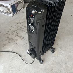 Radiator Heater Oil Based for Sale in Spring, TX - OfferUp
