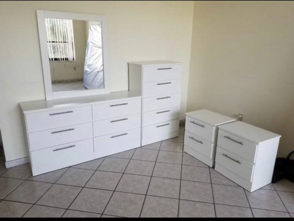 Dresser With Mirror, Chest And 2 Nightstands 💫 Cómoda Con Espejo, Gavetero Y 2 Mesitas De Noche 
