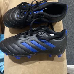 Children size 11 K Soccer  Toddler