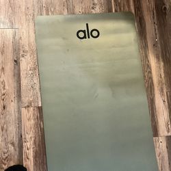 Alo Yoga Mat