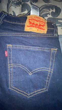 Selling 3 pairs of authentic Levi’s jeans. Includes 1 pair of 505 Straight Fit and 2 pairs of 514 Straight Fit. All size W34 L32. Clean, no rips or st