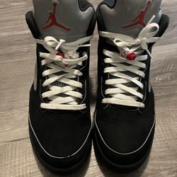 Black Metallic 5s