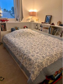 White Full size Wood Corner Bookcase Bed